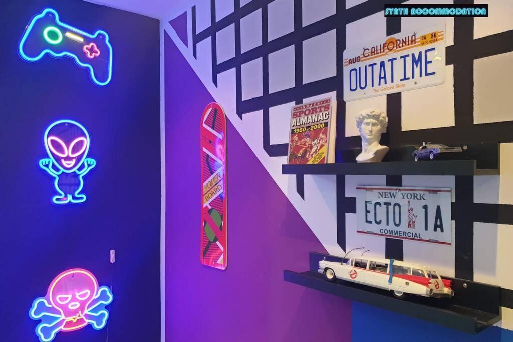 80S Retro 1Bed Studio Serviced Apartment Canary Wharf Perfect For Solo & Couple Travellers London Eksteriør billede
