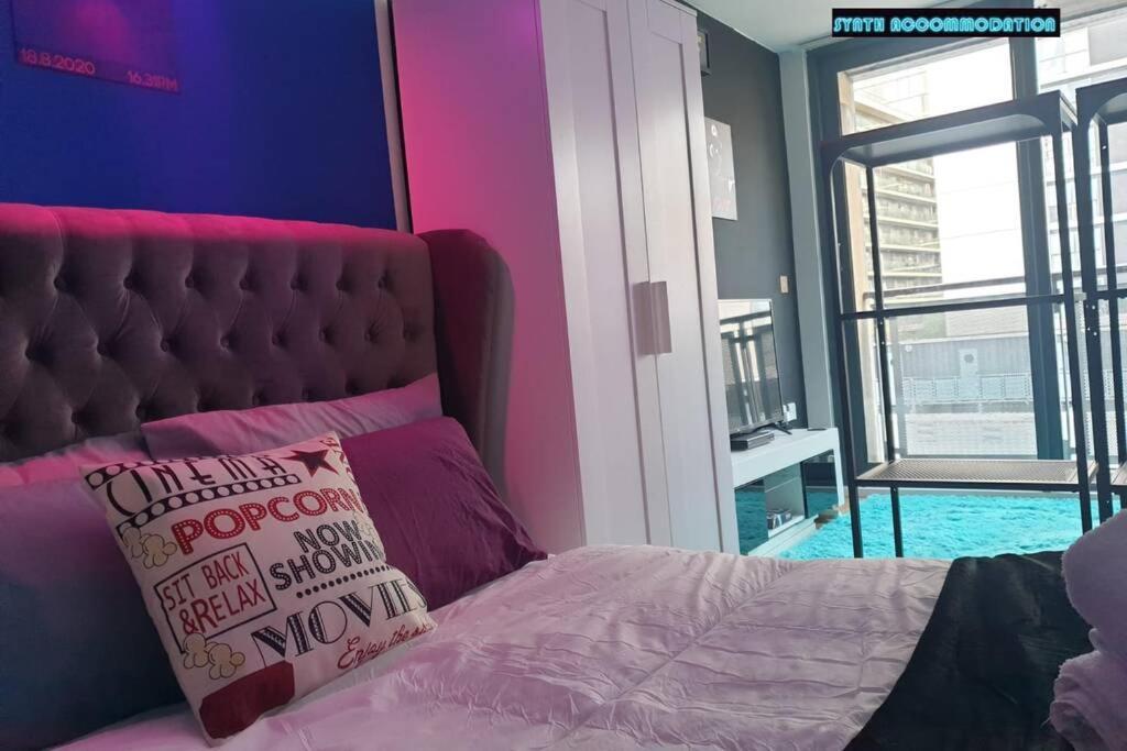 80S Retro 1Bed Studio Serviced Apartment Canary Wharf Perfect For Solo & Couple Travellers London Eksteriør billede